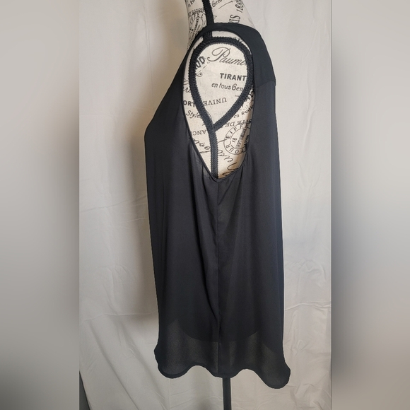 Apt 9 Womens black sleeveless top. Size Large,  previously owned - Picture 2 of 5